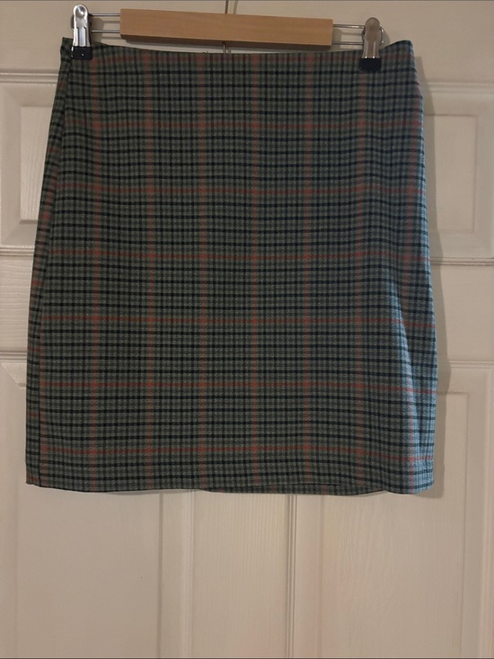 Rachel Zoe Dresses & Skirts - Rachel Zoe Green and Rust Plaid Mini Skirt